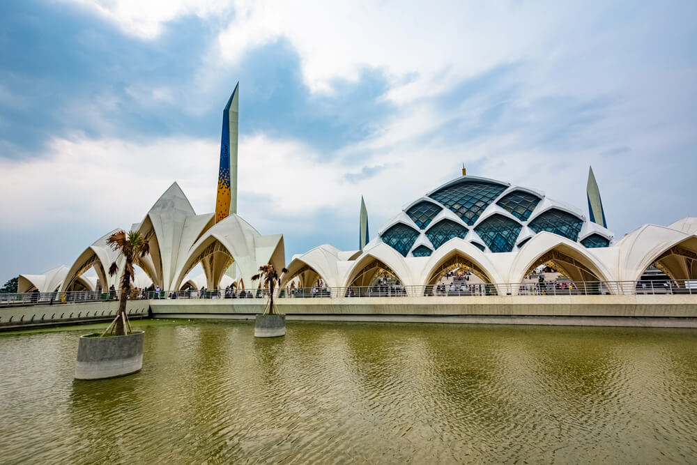 Mešita Al Jabbar ve východním Bandung